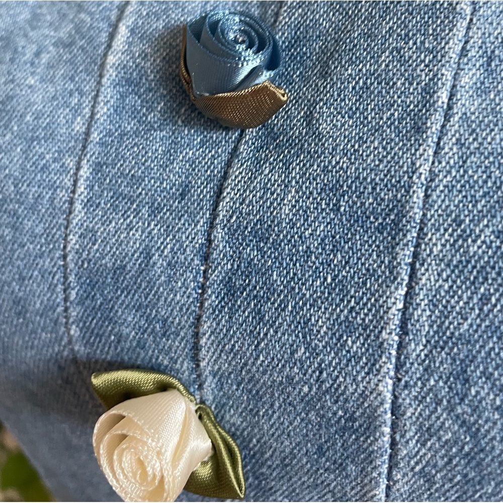 Vintage (80s) Alexandra Lee  Denim Romper With Rose Buttons 🌹 - Picture 6 of 17